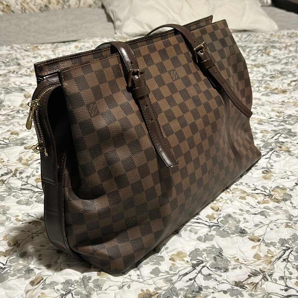 Host Appreciation 🐞 Louis Vuitton Chelsea shoulder bag - Picture 3 of 15